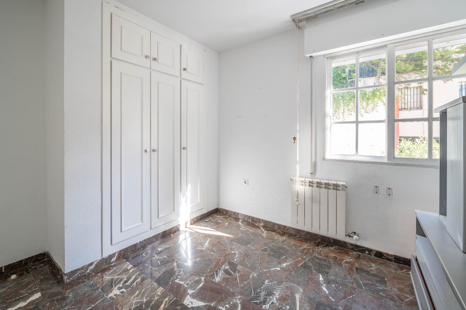 4 sypialnia Mieszkanie na sprzedaż w Miasto Grenada z garażem - 382 000 € (Ref: 9396168)