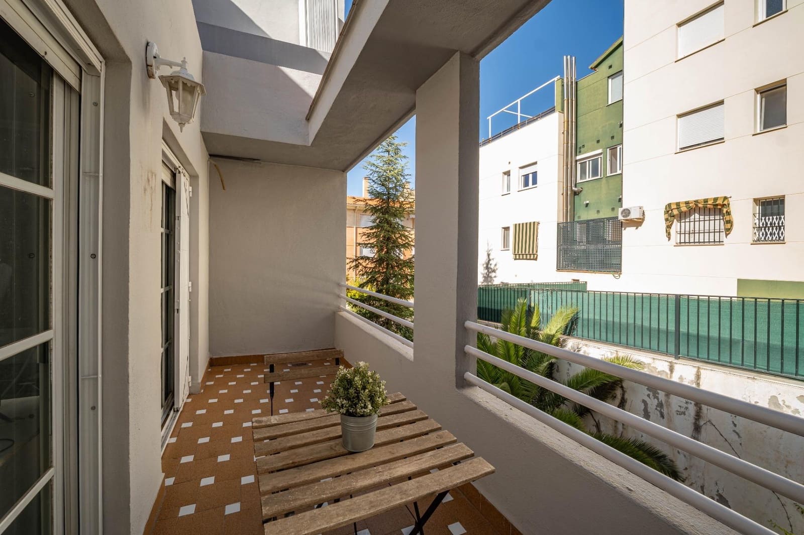 4 sypialnia Mieszkanie na sprzedaż w Miasto Grenada z garażem - 382 000 € (Ref: 9396168)