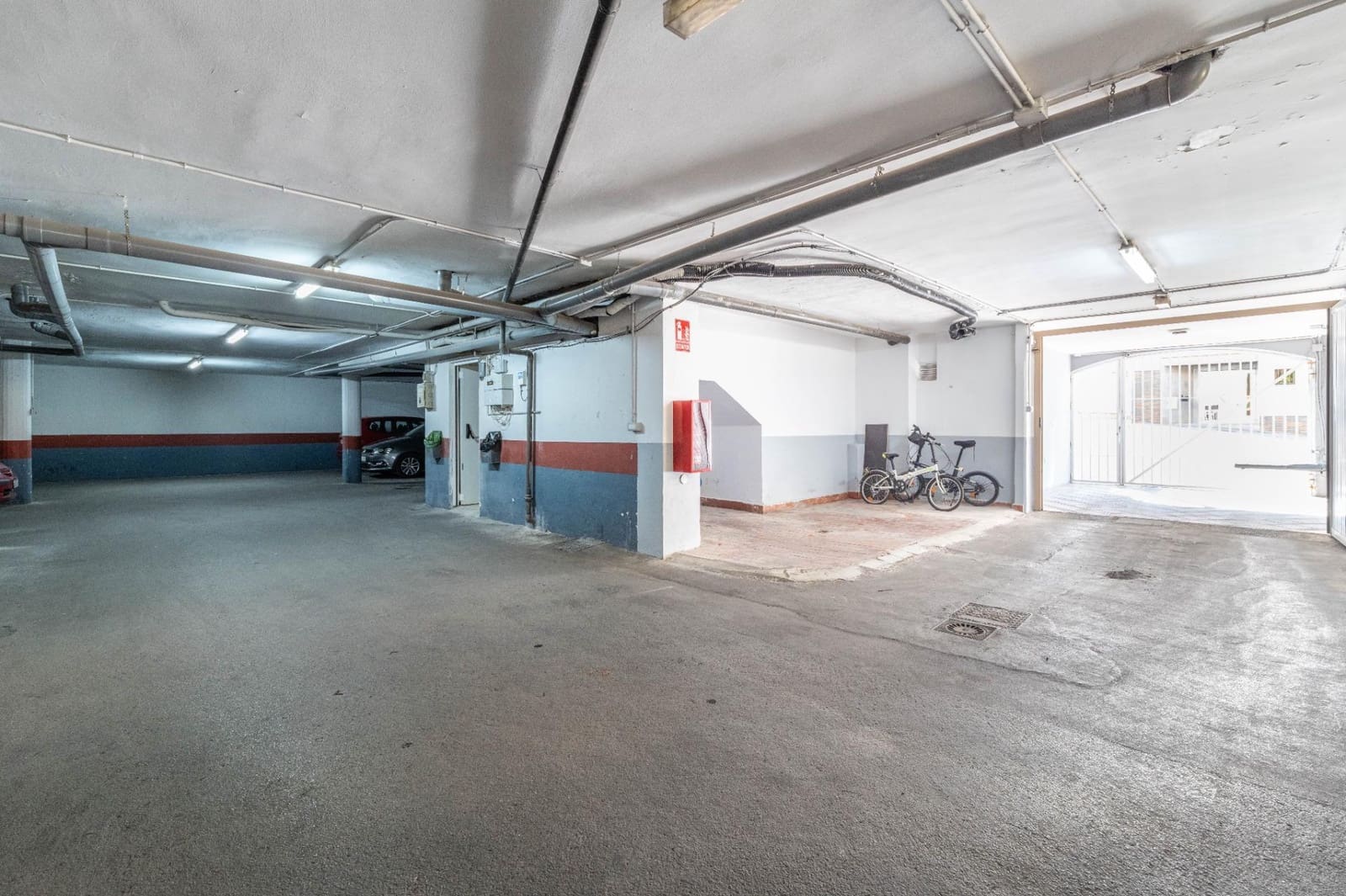 4 sypialnia Mieszkanie na sprzedaż w Miasto Grenada z garażem - 382 000 € (Ref: 9396168)