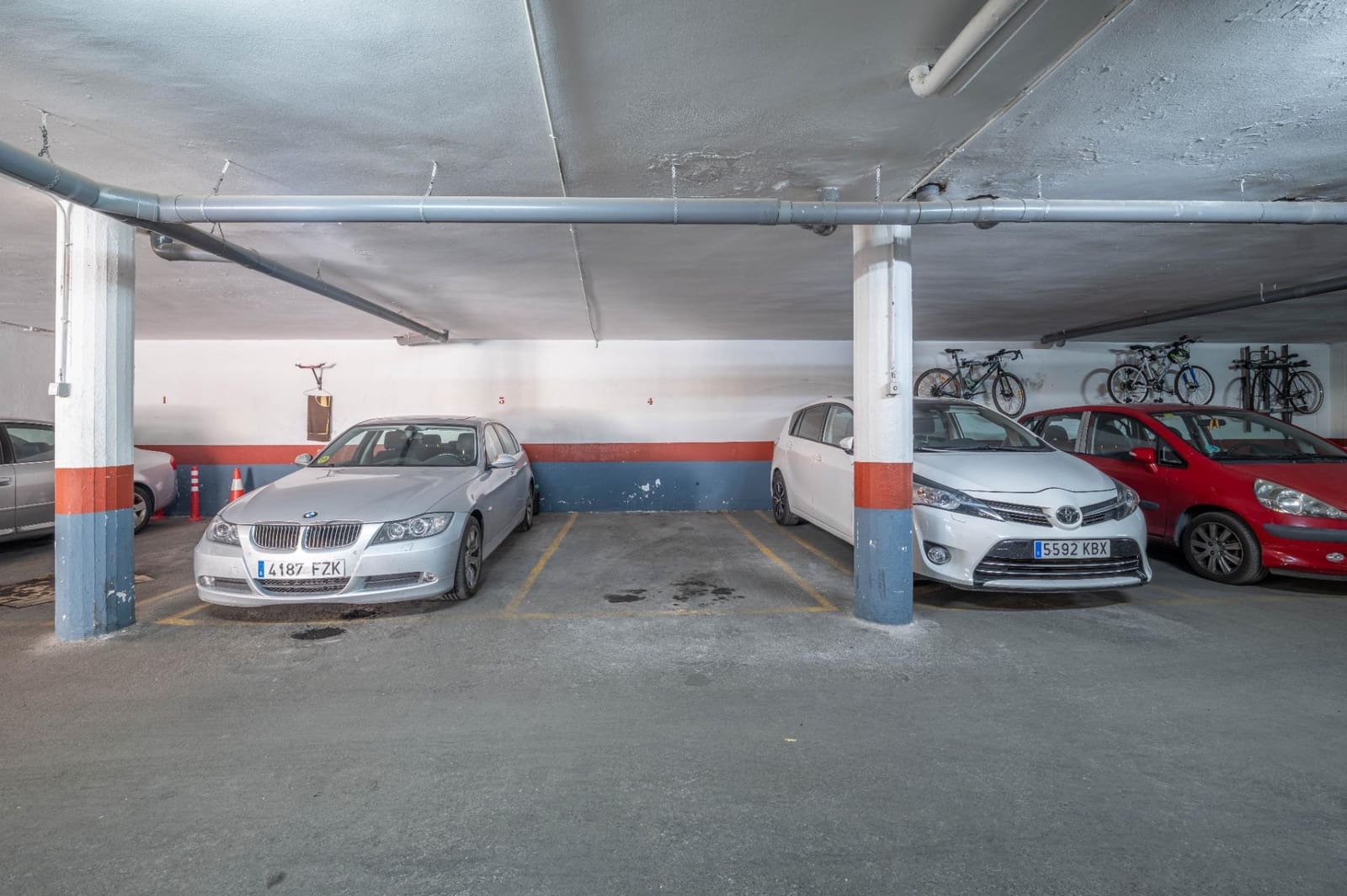 4 sypialnia Mieszkanie na sprzedaż w Miasto Grenada z garażem - 382 000 € (Ref: 9396168)