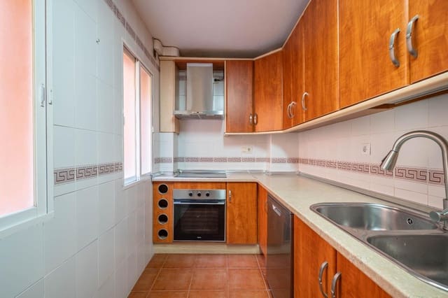4 chambre Appartement à vendre à Grenade ville avec garage - 382 000 € (Ref: 9396168)