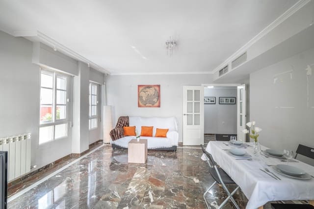 4 chambre Appartement à vendre à Grenade ville avec garage - 382 000 € (Ref: 9396168)