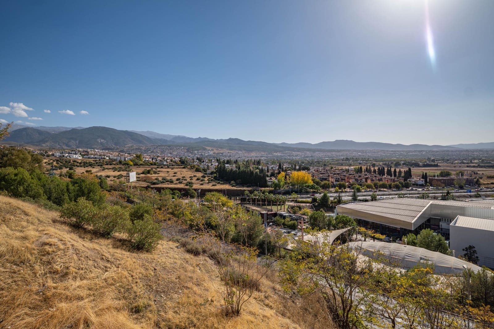 4 bedroom Flat for sale in Granada city with garage - € 382,000 (Ref: 9396168)