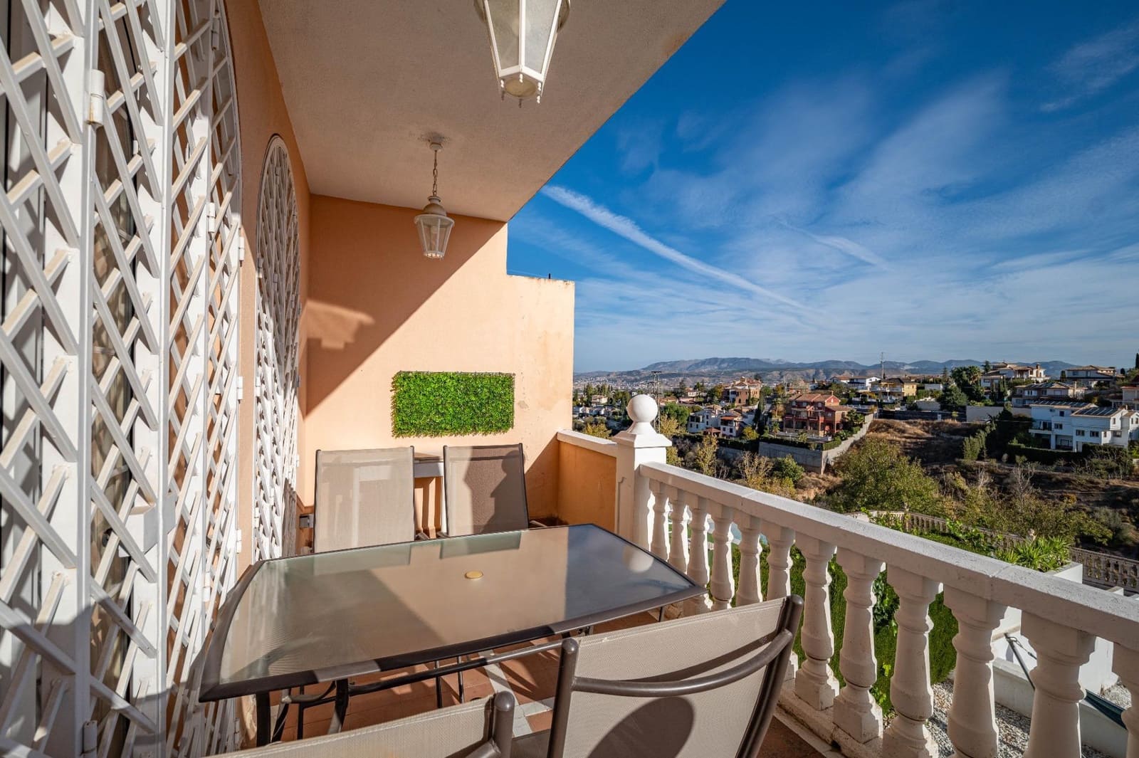 5 bedroom Villa for sale in Gojar with pool garage - € 535,000 (Ref: 9396170)