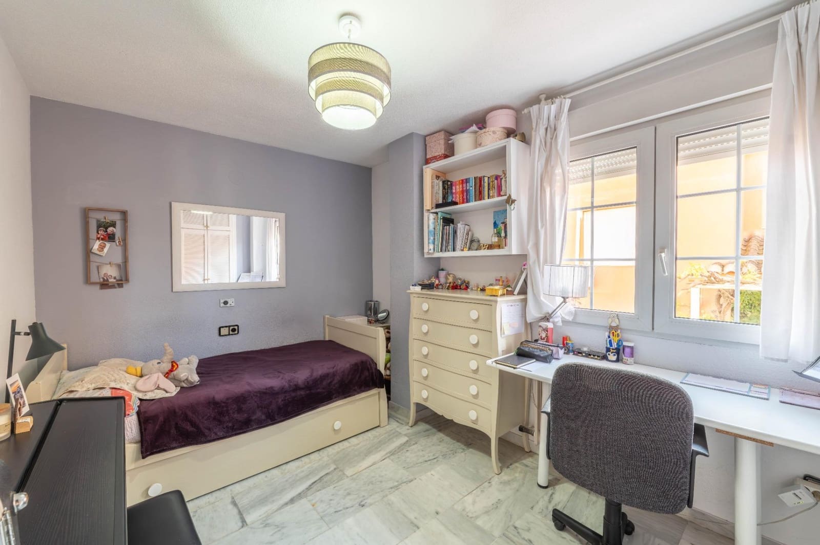 5 bedroom Villa for sale in Gojar with pool garage - € 535,000 (Ref: 9396170)