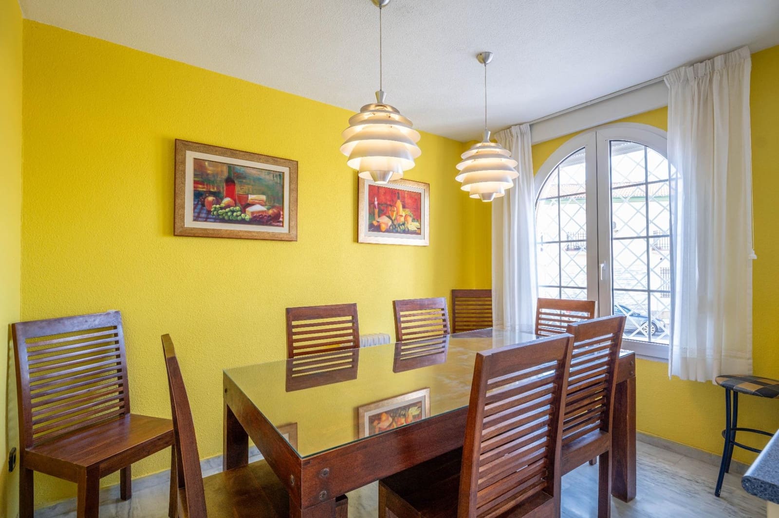 5 bedroom Villa for sale in Gojar with pool garage - € 495,000 (Ref: 9396170)