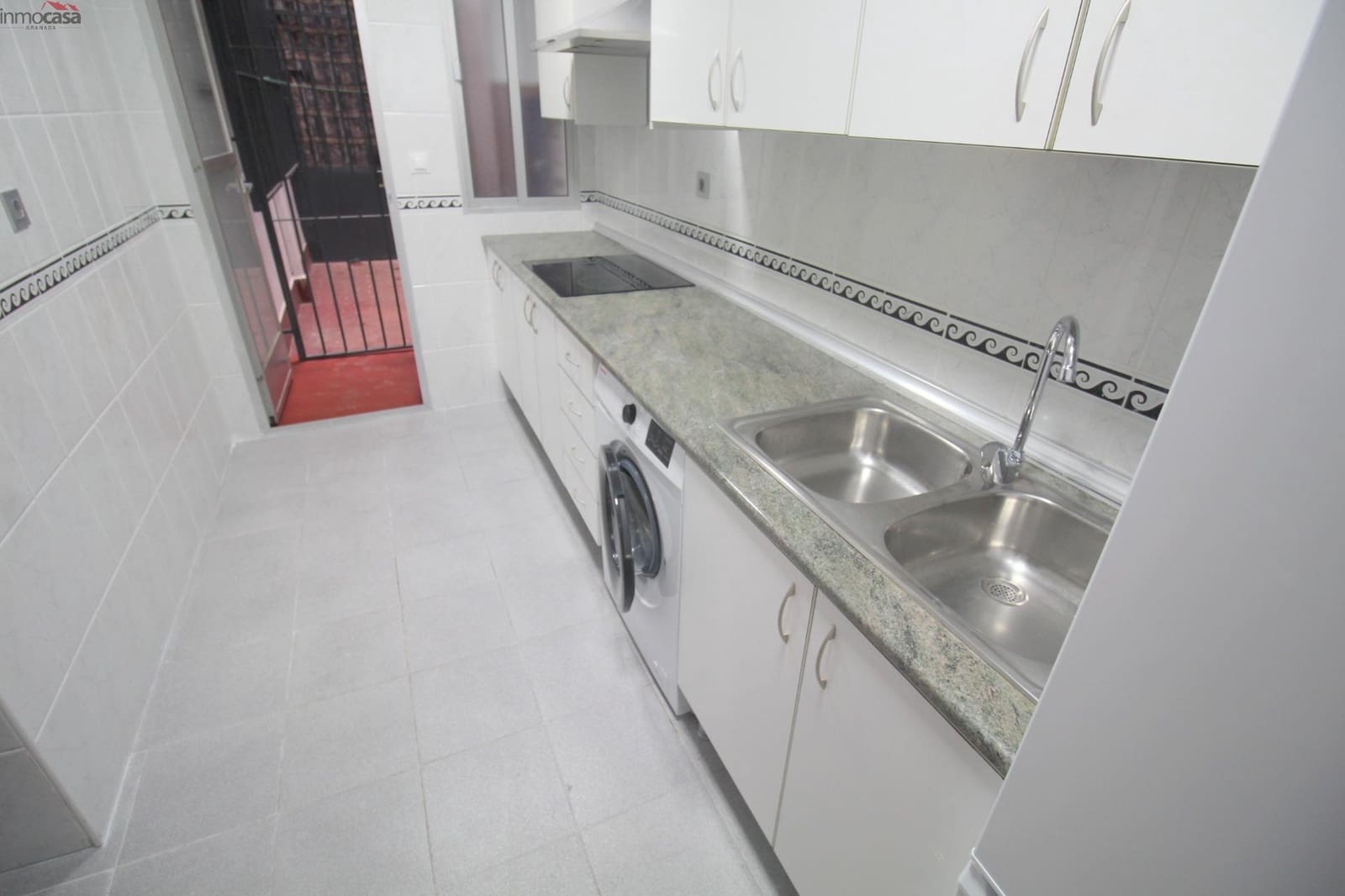 Appartement de 2 chambres à louer à Armilla avec garage - 680 € (Ref: 9398631)