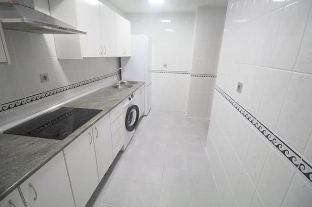 2 makuuhuone Asunto vuokrattavana paikassa Armilla mukana 
autotalli - 680 € (Ref: 9398631)