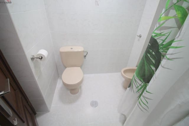 2 quarto Apartamento para arrendar em Armilla com garagem - 680 € (Ref: 9398631)