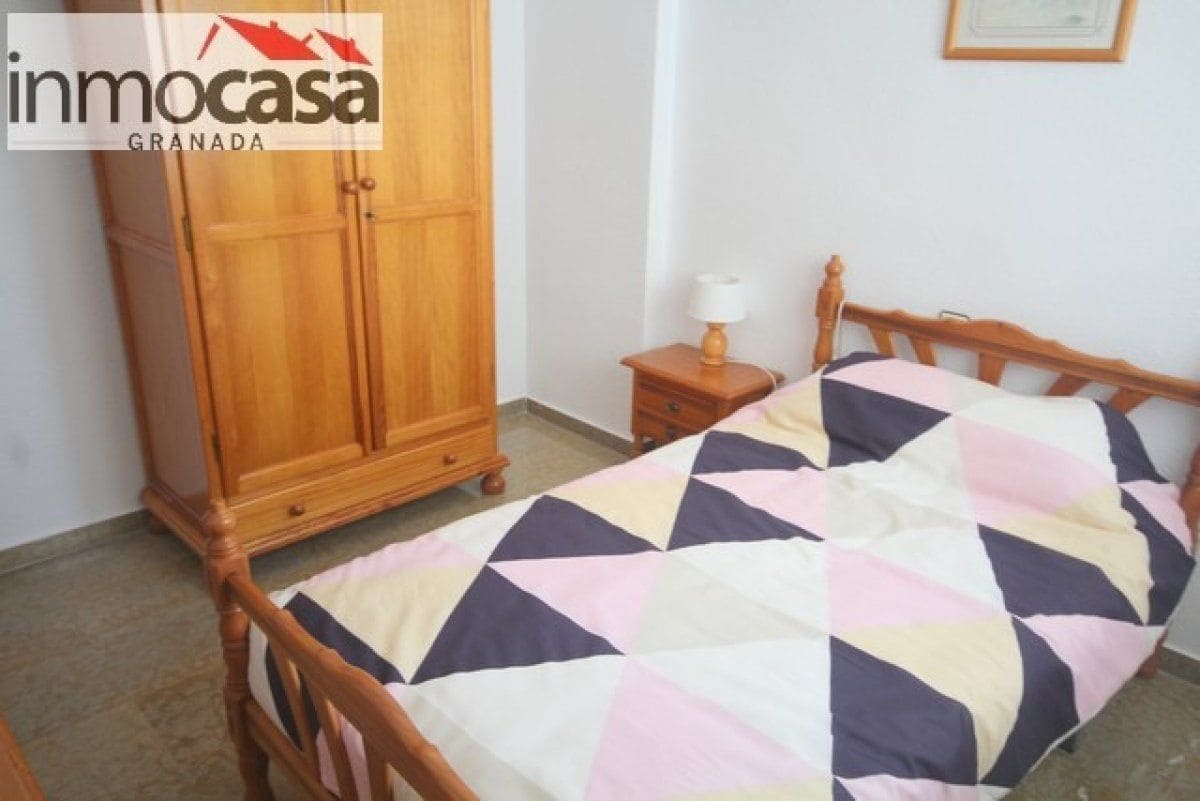 3 sovrum Lägenhet att hyra i Armilla med garage - 700 € (Ref: 9403521)