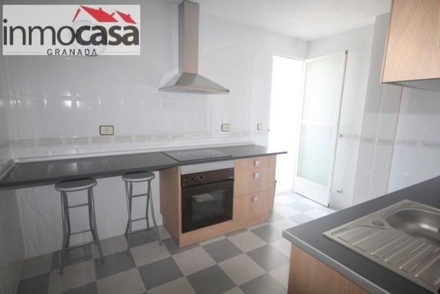 3 sovrum Lägenhet att hyra i Armilla med garage - 700 € (Ref: 9403521)