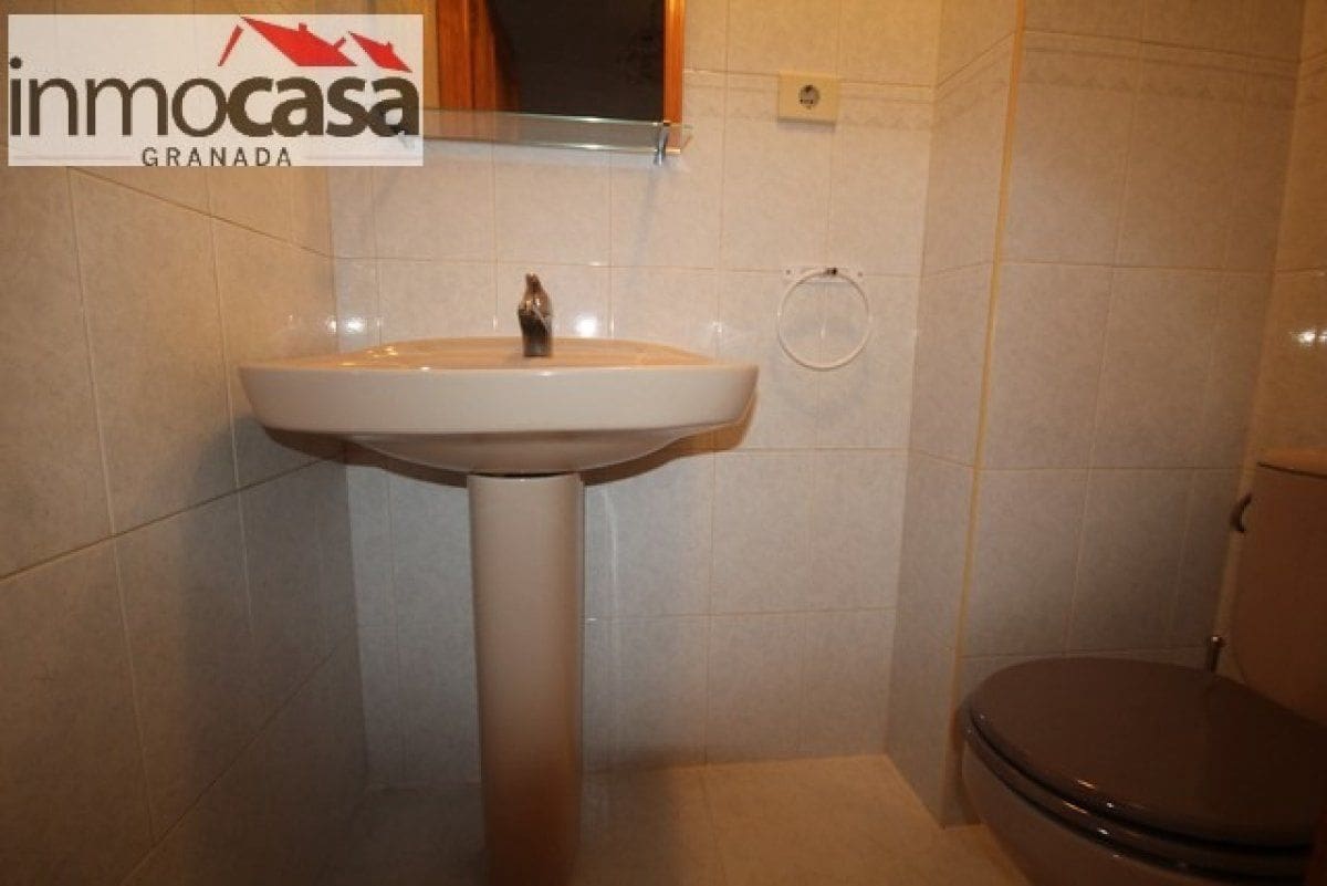 3 sovrum Lägenhet att hyra i Armilla med garage - 700 € (Ref: 9403521)