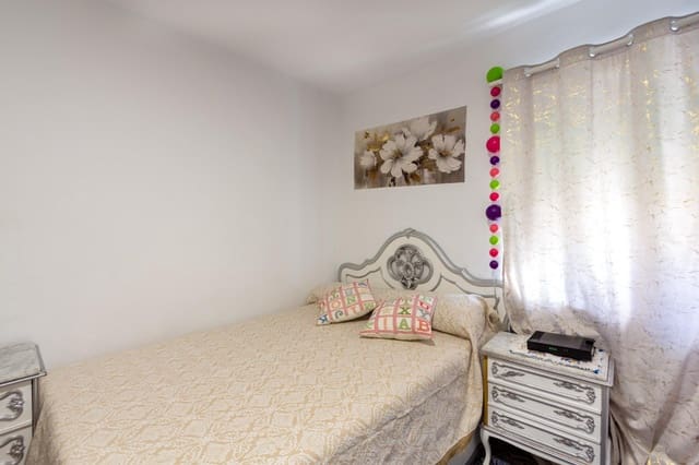 3 soverom Leilighet til salgs i Granada by - € 145 000 (Ref: 9411165)