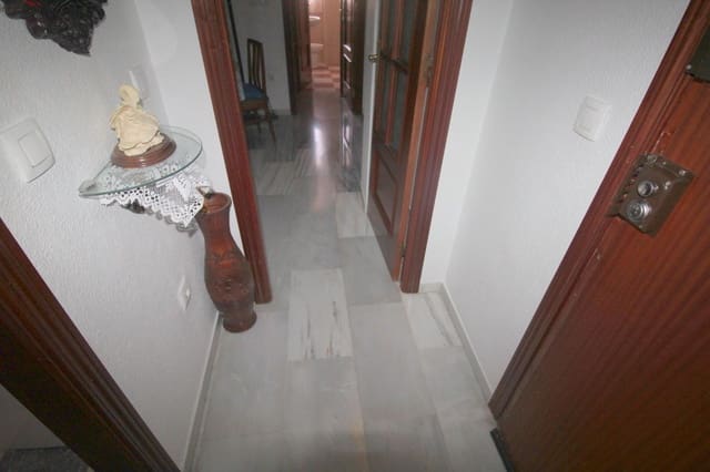 1 quarto Apartamento para arrendar em Armilla - 590 € (Ref: 9417882)