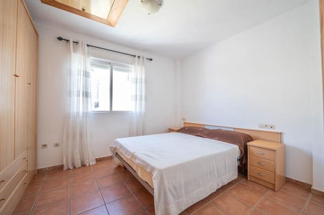 2 soverom Leilighet til salgs i La Zubia med garasje - € 135 000 (Ref: 9427398)