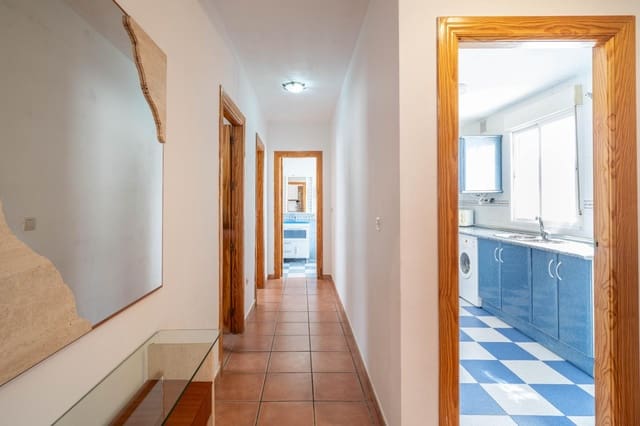 2 soverom Leilighet til salgs i La Zubia med garasje - € 135 000 (Ref: 9427398)