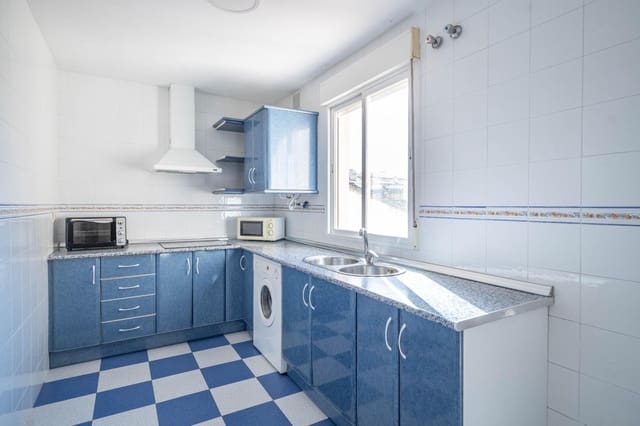 2 soverom Leilighet til salgs i La Zubia med garasje - € 135 000 (Ref: 9427398)