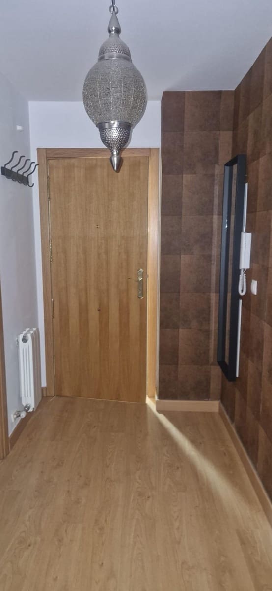 2 slaapkamer Flat te huur in Atarfe met garage - € 600 (Ref: 9427399)