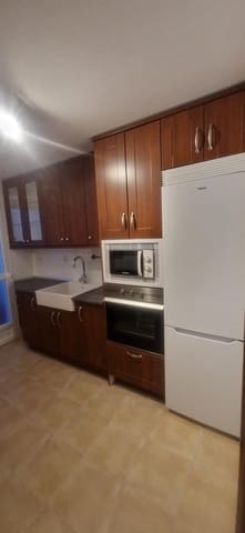 2 slaapkamer Flat te huur in Atarfe - € 600 (Ref: 9427399)