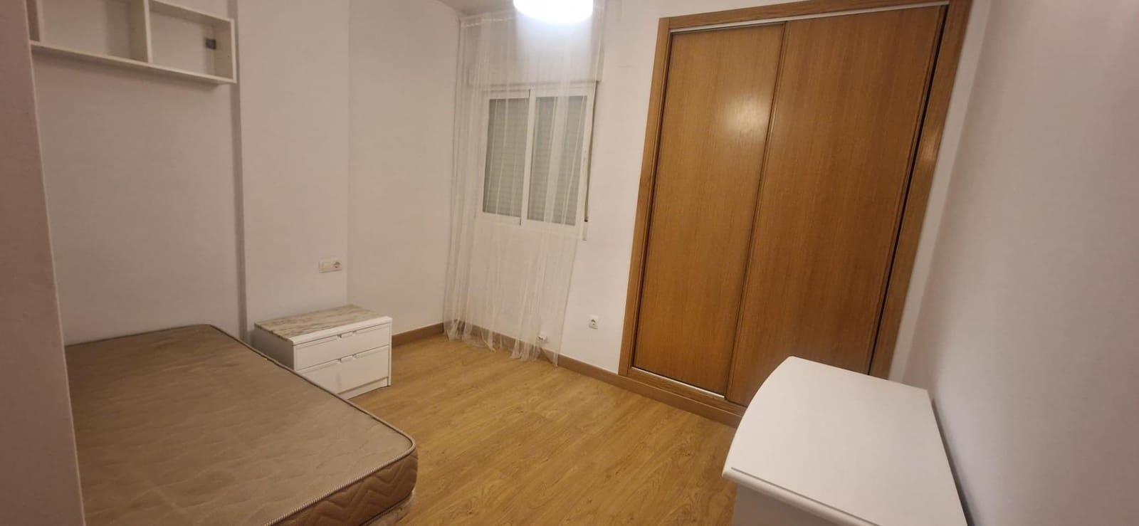 2 slaapkamer Flat te huur in Atarfe met garage - € 600 (Ref: 9427399)