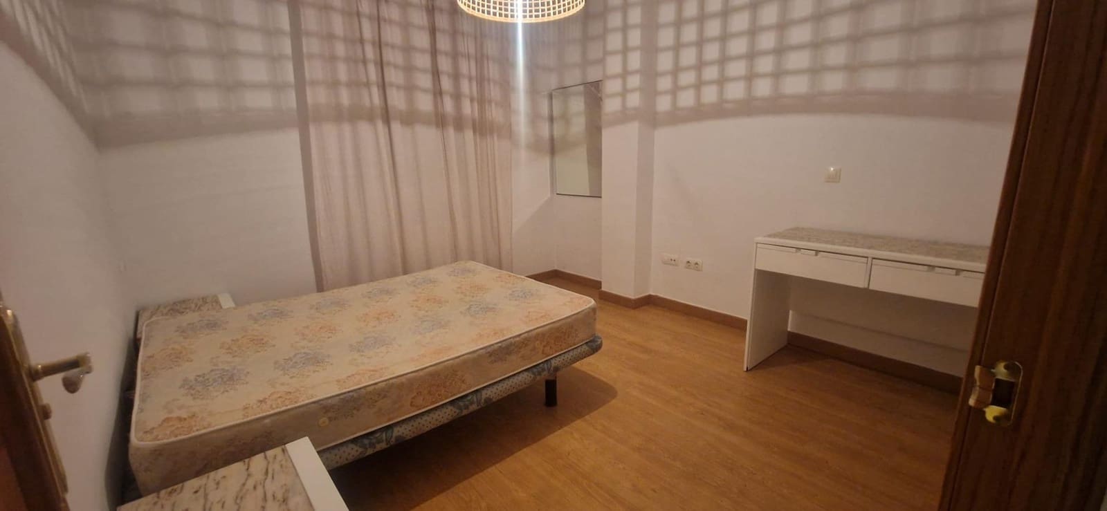 2 slaapkamer Flat te huur in Atarfe met garage - € 600 (Ref: 9427399)