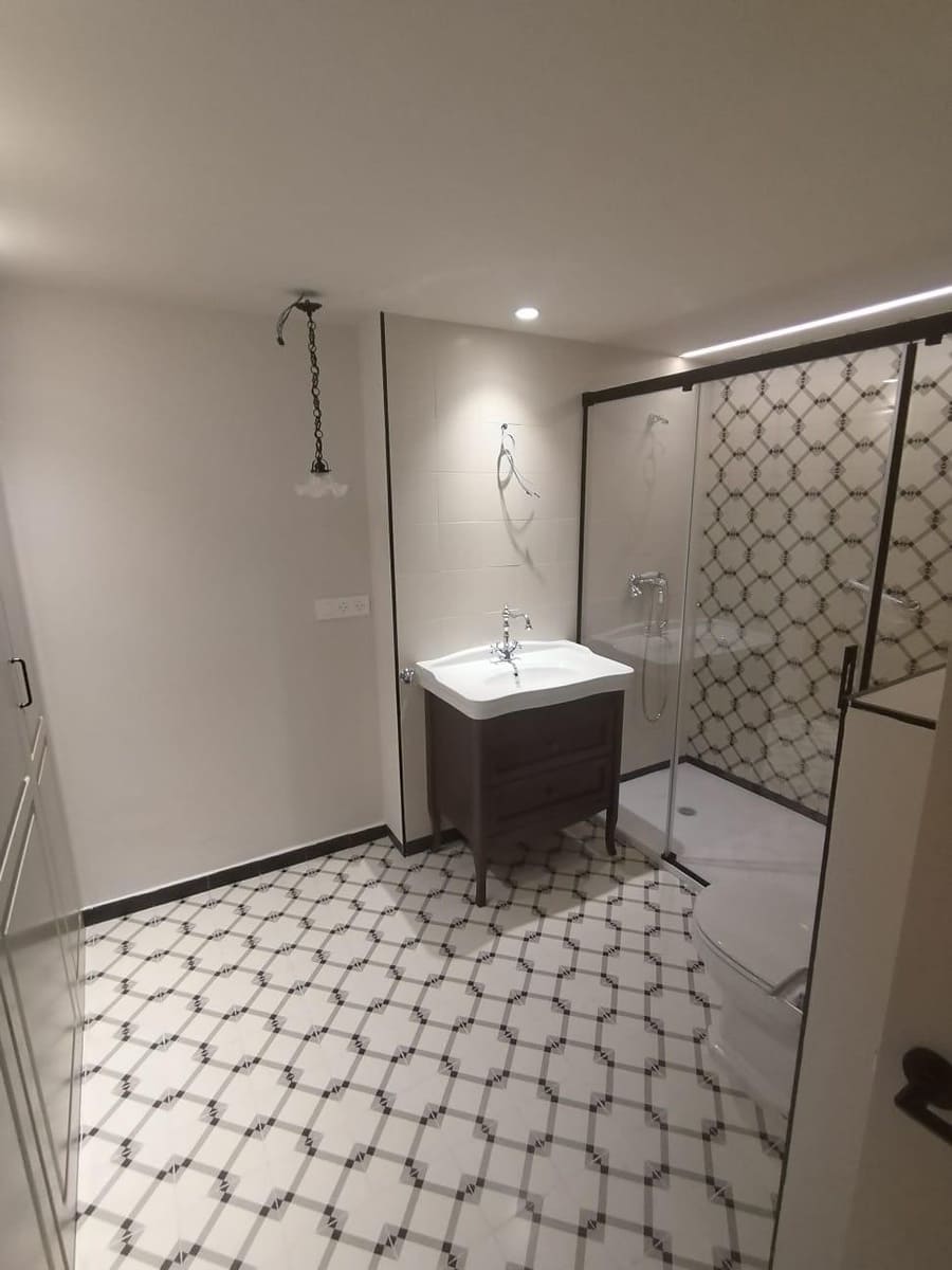 1 bedroom Apartment for rent in Granada city - € 2,500 (Ref: 9431157)