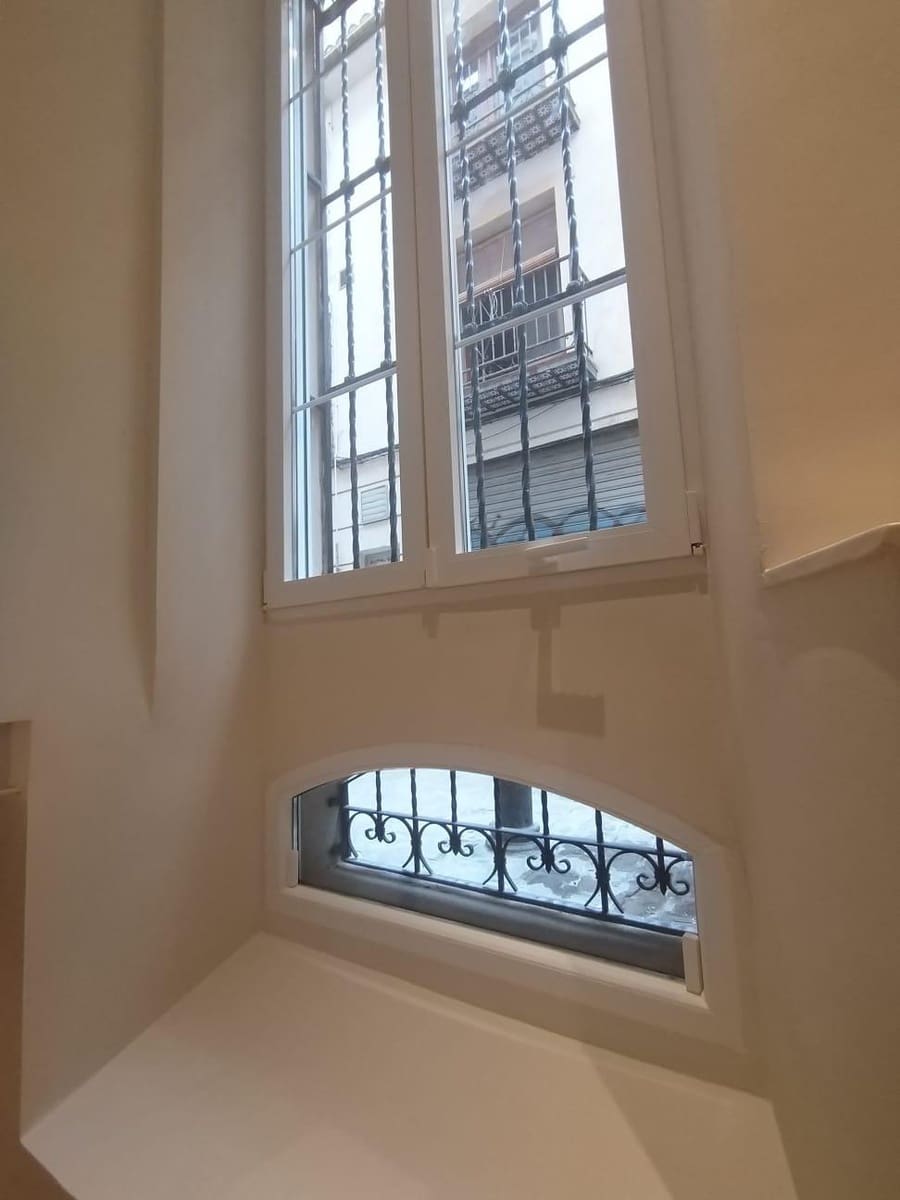 1 bedroom Apartment for rent in Granada city - € 2,500 (Ref: 9431157)