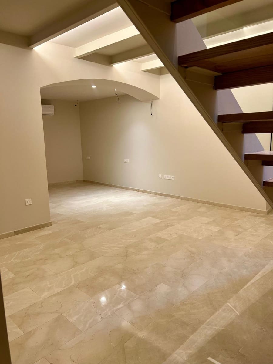 1 sypialnia Apartament do wynajęcia w Miasto Grenada - 1 950 € (Ref: 9431157)