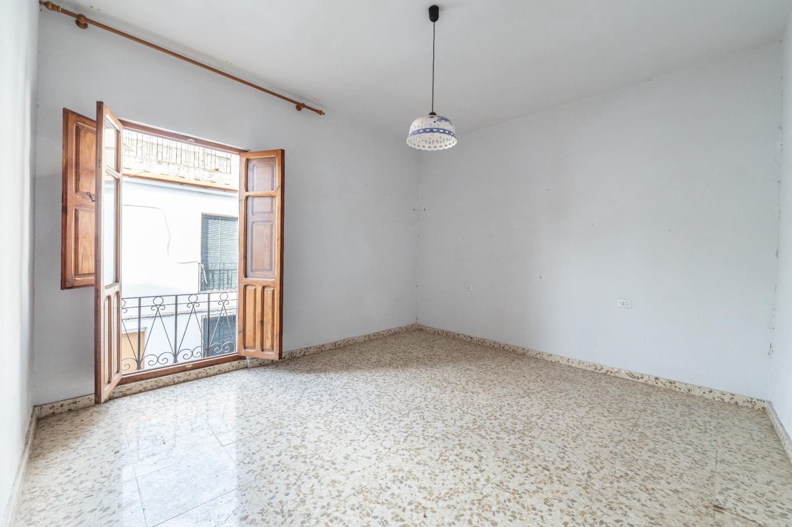 6 soverom Hus til salgs i Padul - € 100 000 (Ref: 9431159)