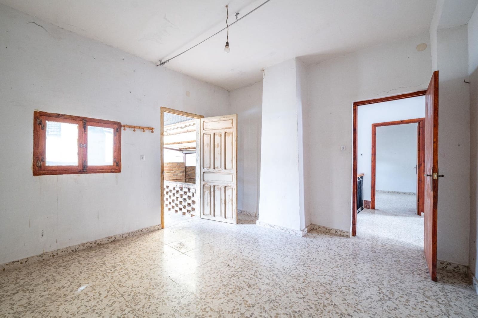 6 soverom Hus til salgs i Padul - € 100 000 (Ref: 9431159)