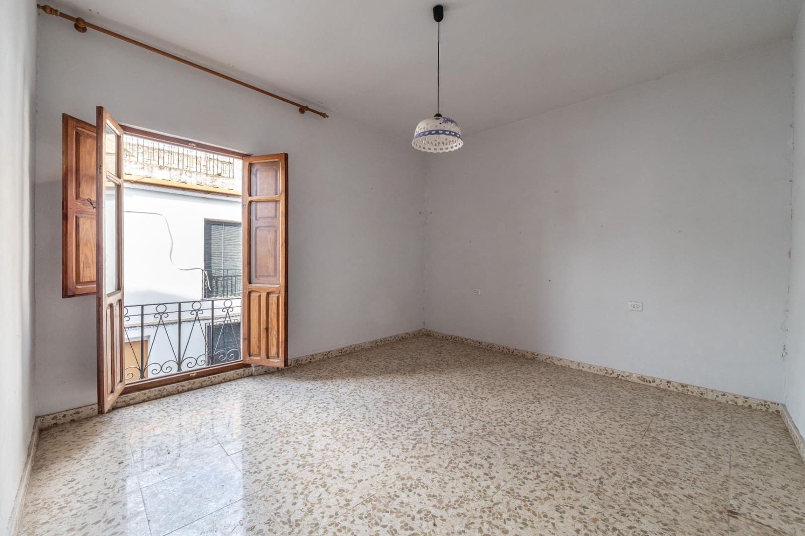 6 soverom Hus til salgs i Padul - € 100 000 (Ref: 9431159)