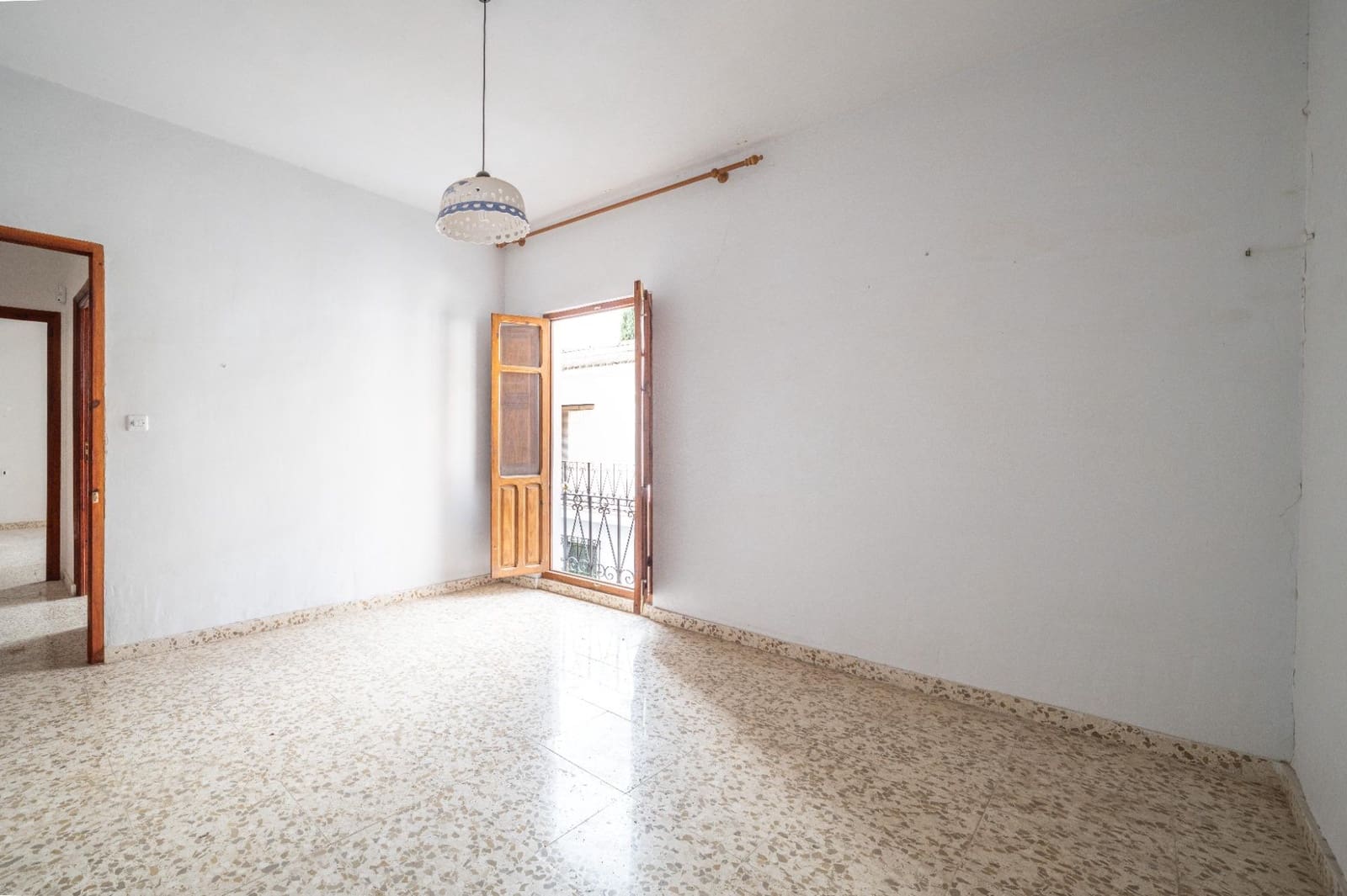 6 soverom Hus til salgs i Padul - € 100 000 (Ref: 9431159)