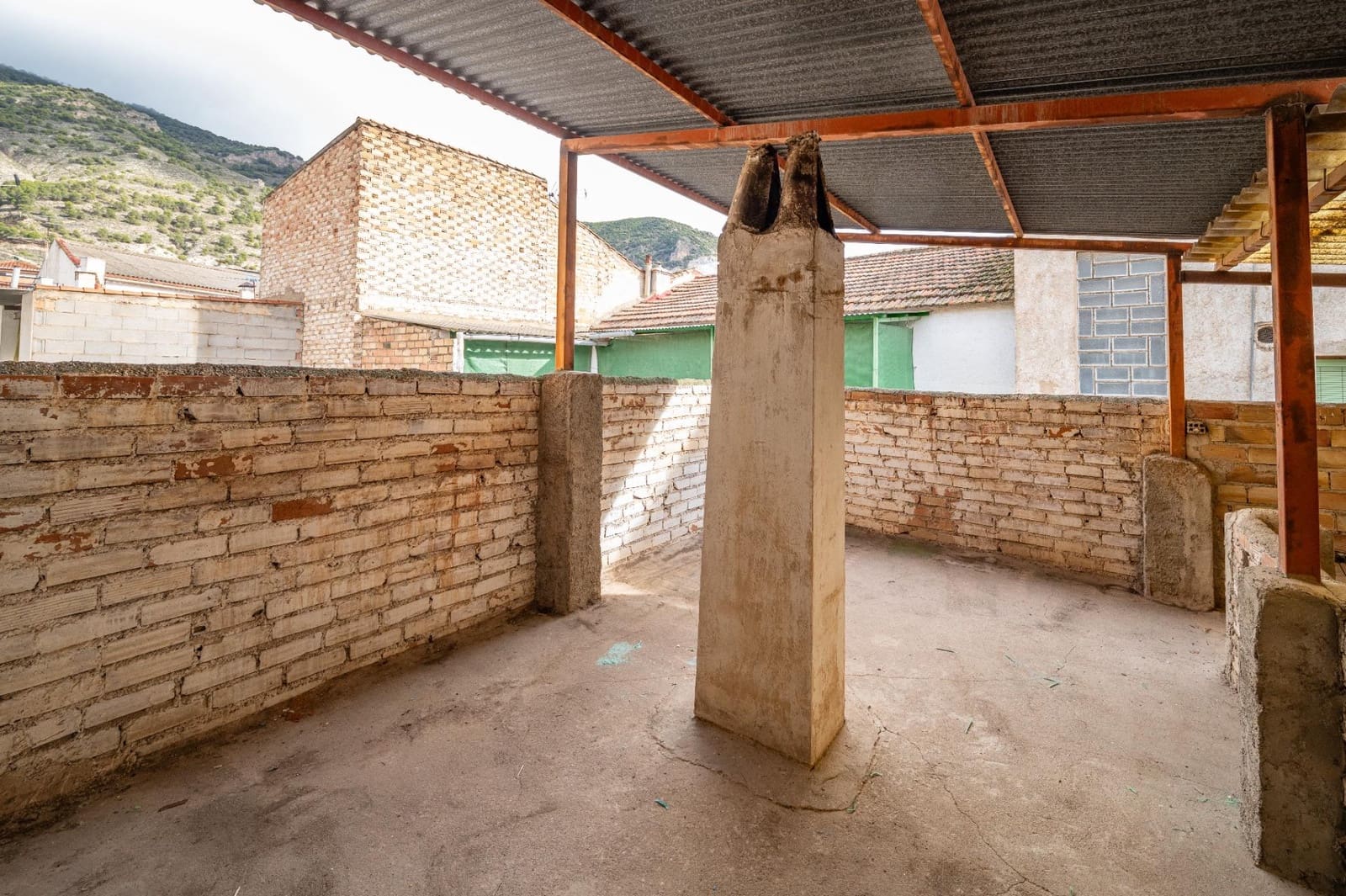 6 soverom Hus til salgs i Padul - € 100 000 (Ref: 9431159)