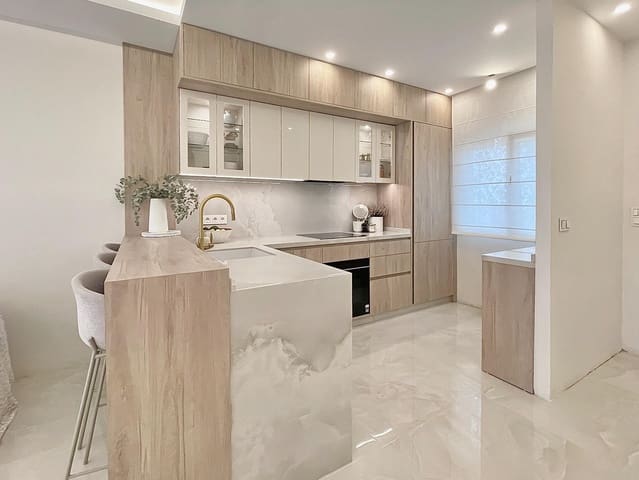 2 sovrum Hus till salu i Fuengirola med pool - 595 000 € (Ref: 9431160)