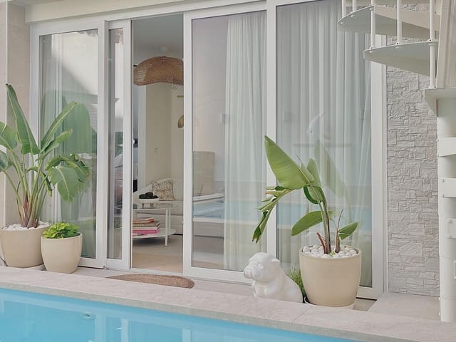 2 sovrum Hus till salu i Fuengirola med pool - 595 000 € (Ref: 9431160)