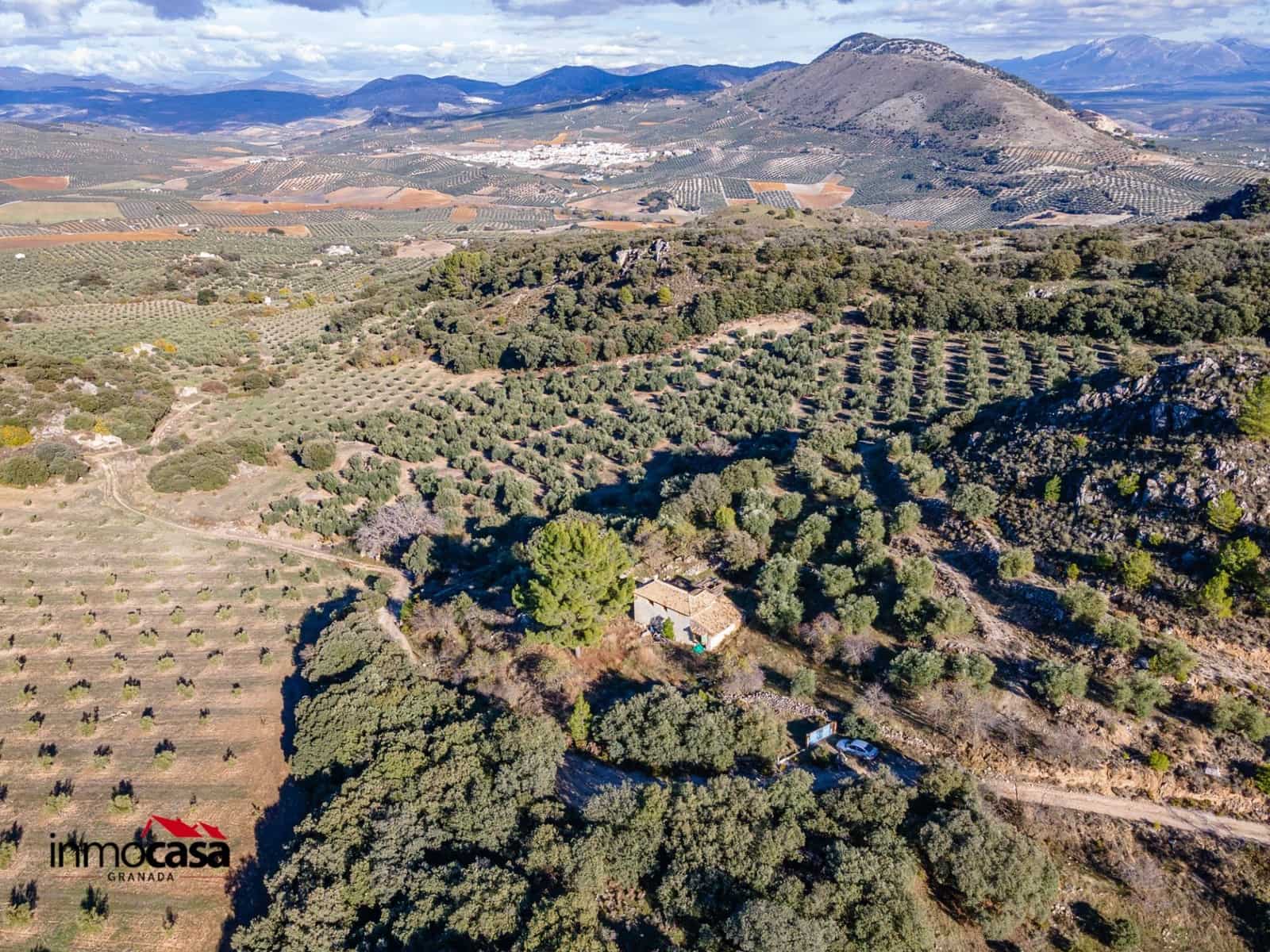 Villa til salg i Illora - € 62.000 (Ref: 9435153)