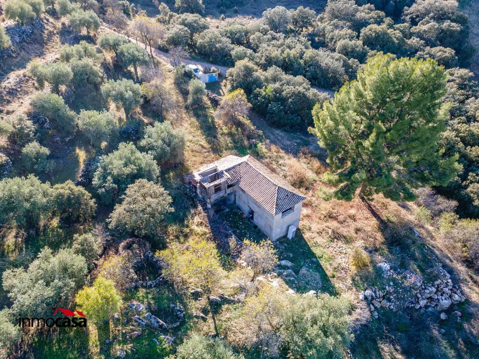 Villa til salg i Illora - € 62.000 (Ref: 9435153)