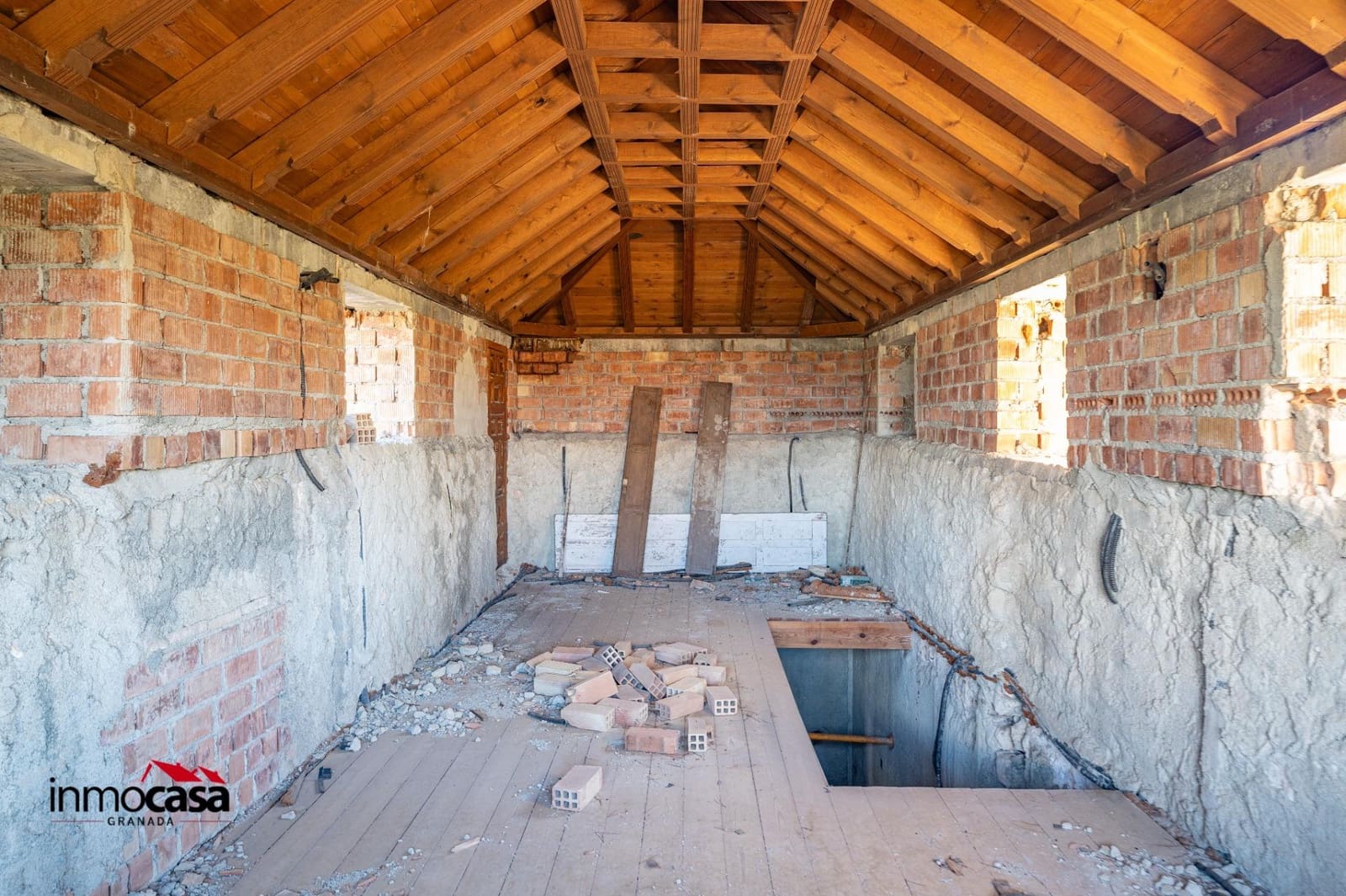 Villa til salg i Illora - € 62.000 (Ref: 9435153)