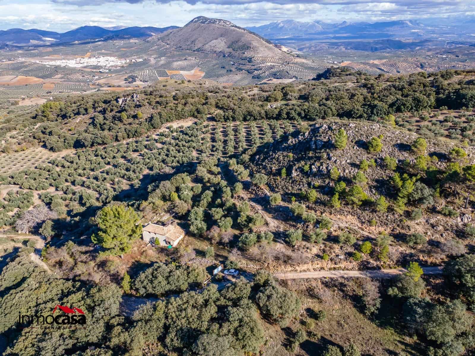 Villa til salg i Illora - € 62.000 (Ref: 9435153)