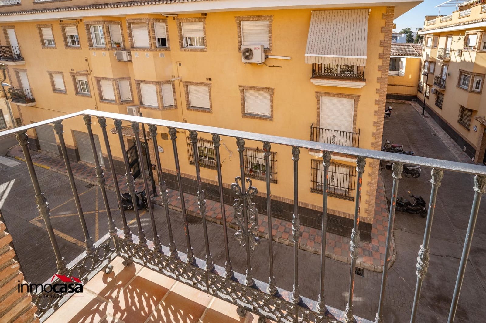 2 slaapkamer Flat te koop in Armilla - € 159.900 (Ref: 9437556)