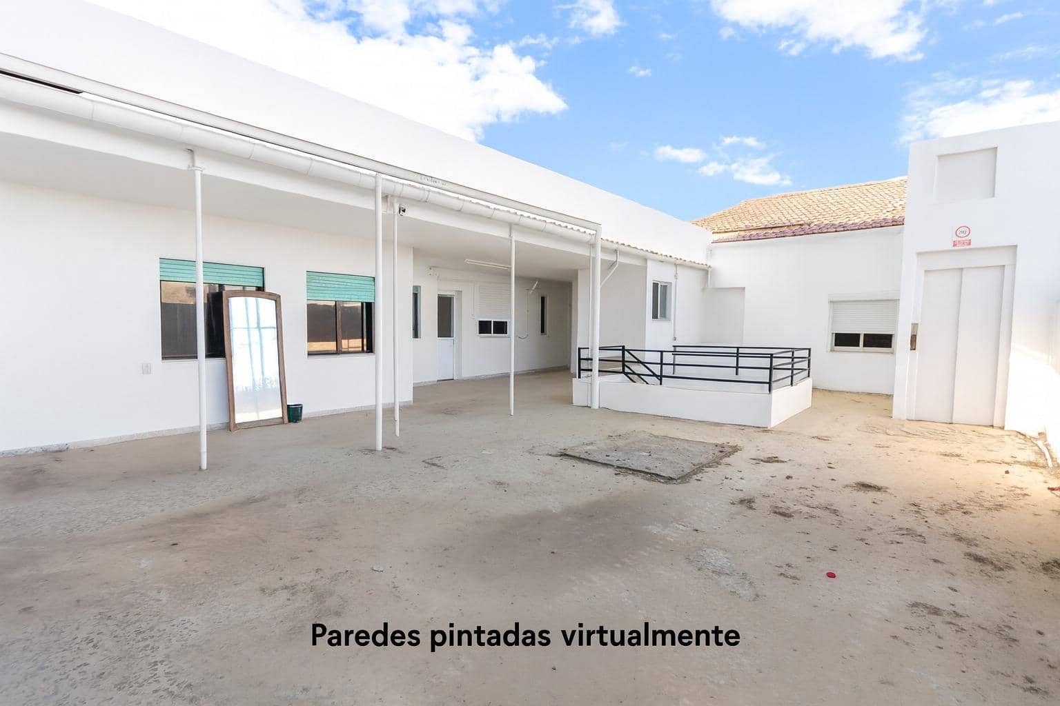 Casa de 6 habitaciones en Armilla en venta con garaje - 245.000 € (Ref: 9437562)