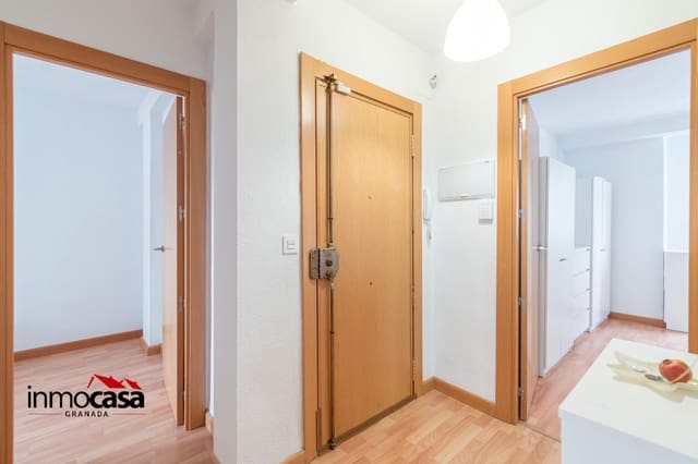 2 soveværelse Lejlighed til leje i Granada by - € 750 (Ref: 9440723)