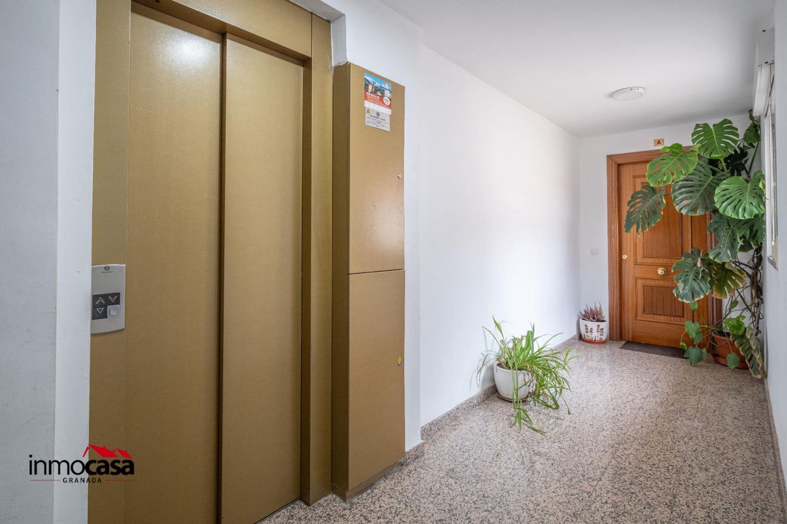 3 chambre Appartement à vendre à Las Gabias avec piscine garage - 160 000 € (Ref: 9446506)
