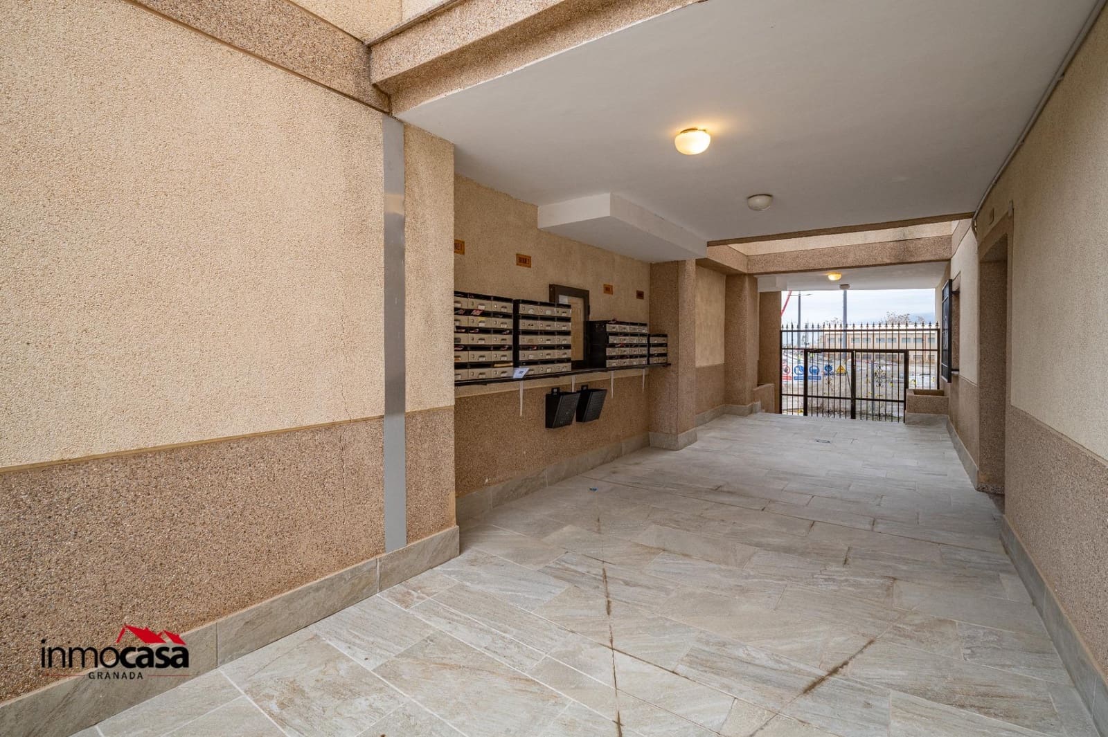 3 chambre Appartement à vendre à Las Gabias avec piscine garage - 160 000 € (Ref: 9446506)