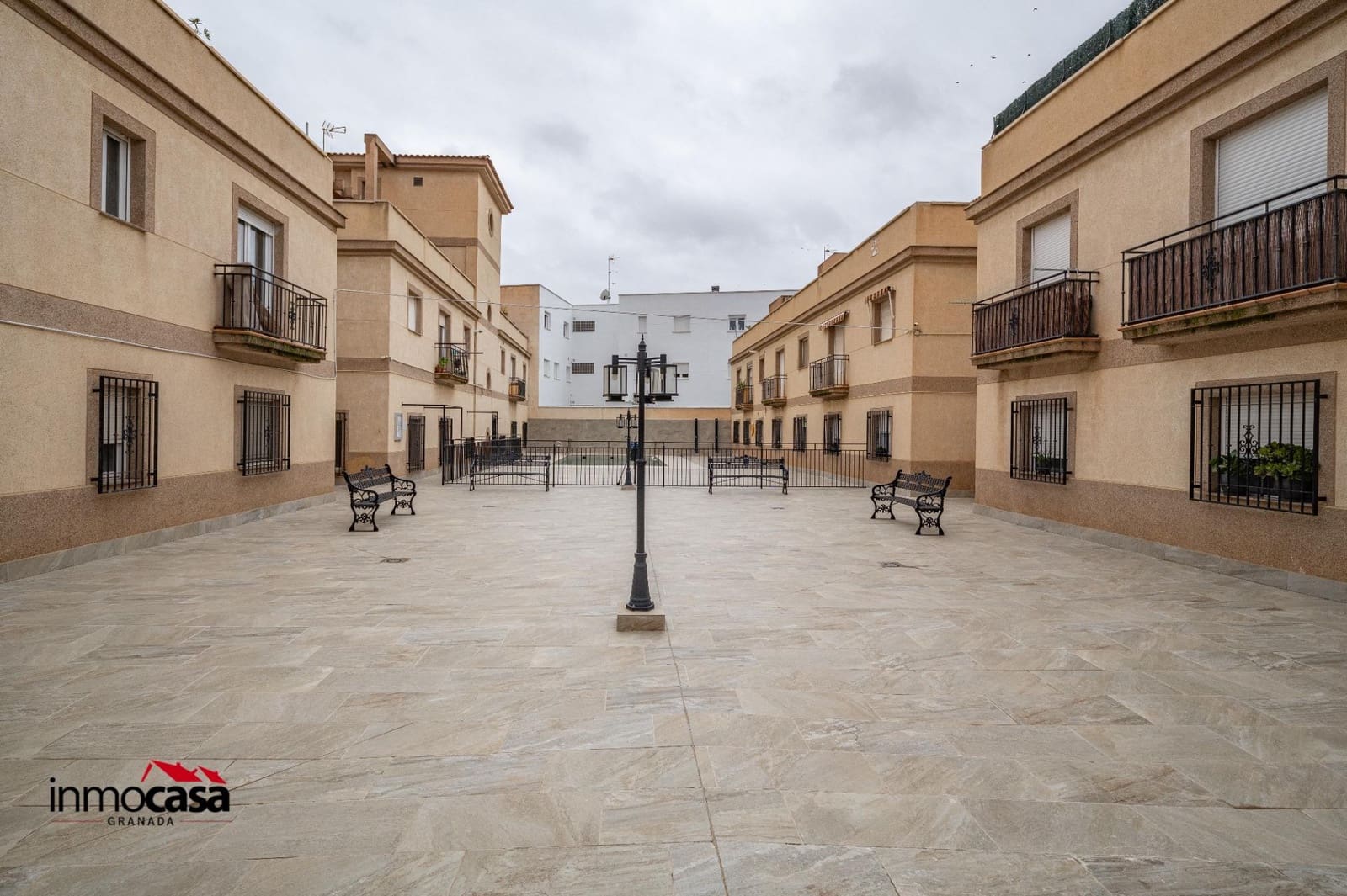 3 chambre Appartement à vendre à Las Gabias avec piscine garage - 160 000 € (Ref: 9446506)