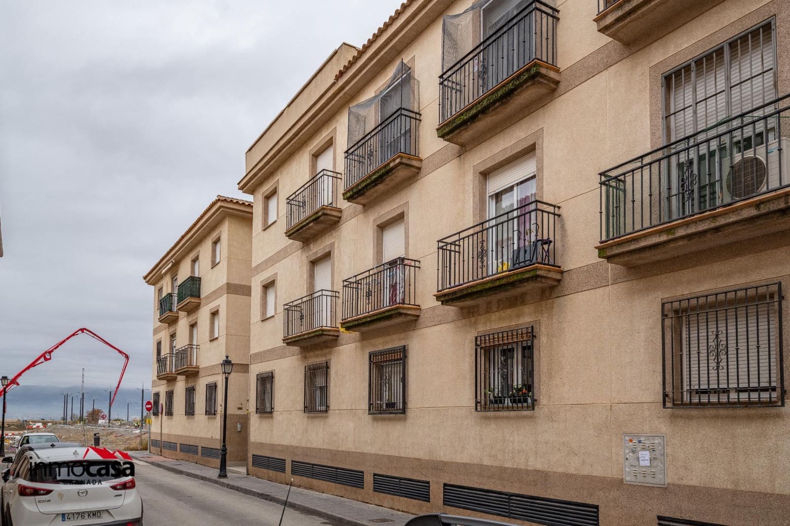 3 chambre Appartement à vendre à Las Gabias avec piscine garage - 160 000 € (Ref: 9446506)