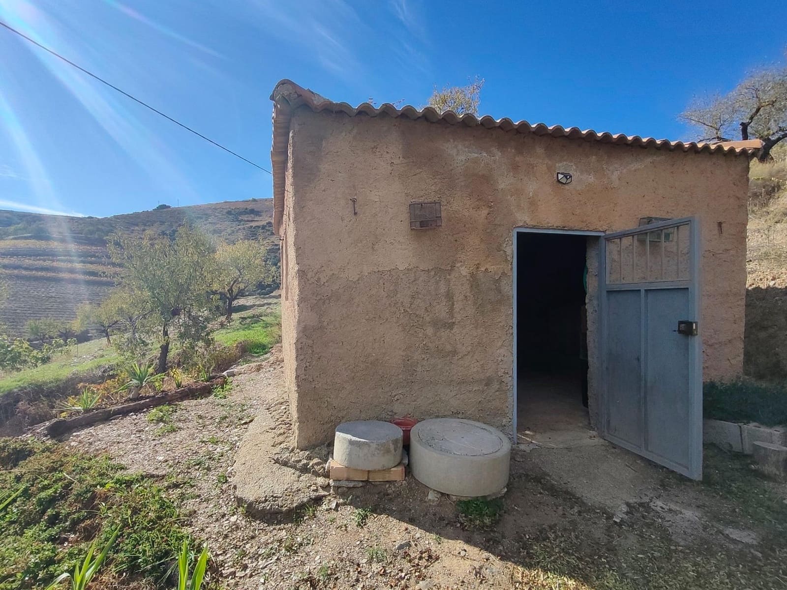 Ubebygd land til salgs i Castaras - € 150 000 (Ref: 9446507)