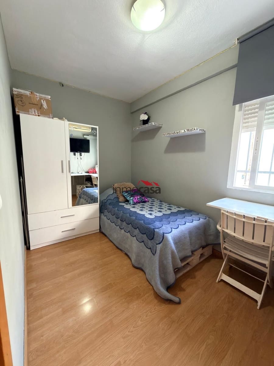 3 soverom Penthouse til salgs i Granada by - € 240 000 (Ref: 9452262)