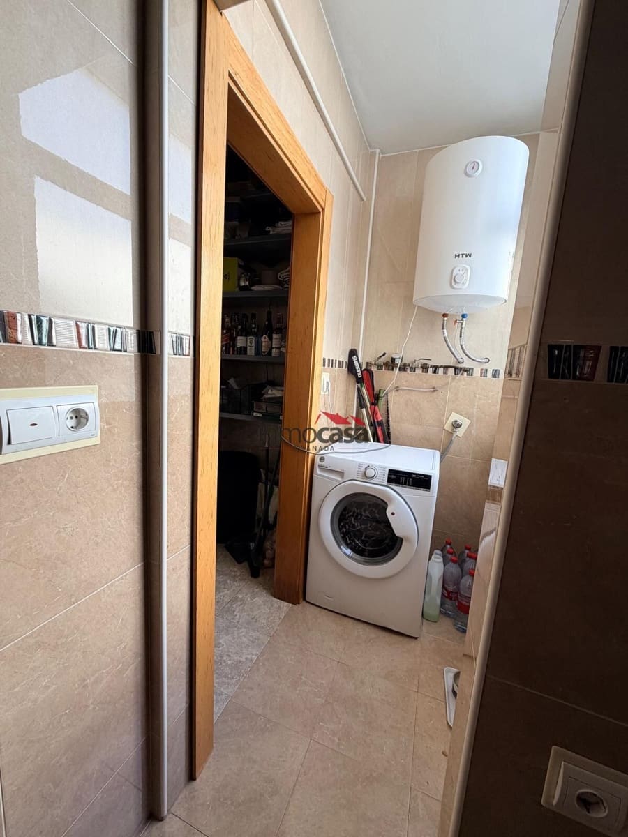 3 soverom Penthouse til salgs i Granada by - € 240 000 (Ref: 9452262)