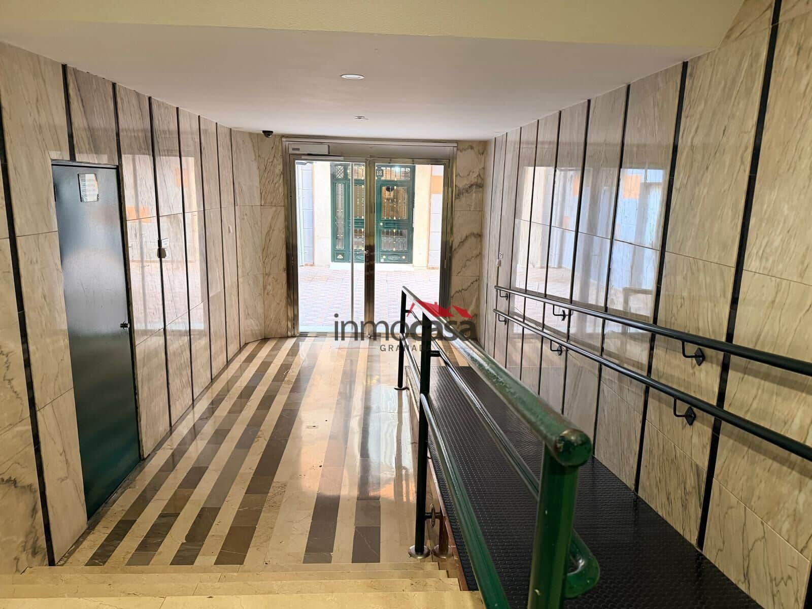 3 soverom Penthouse til salgs i Granada by - € 240 000 (Ref: 9452262)